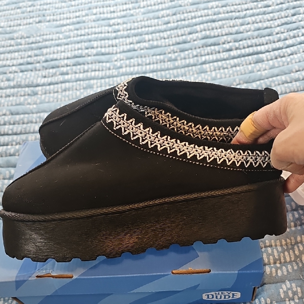 Brand New Alpine Swiss Black Slip-On Platform Mules with Decorative Trim